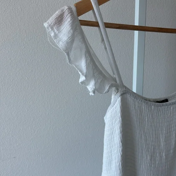 Tiered Dress SZ M White Maxi Beachy Smocked Ruffle Cottagecore Resort Fairycore - Picture 12 of 16